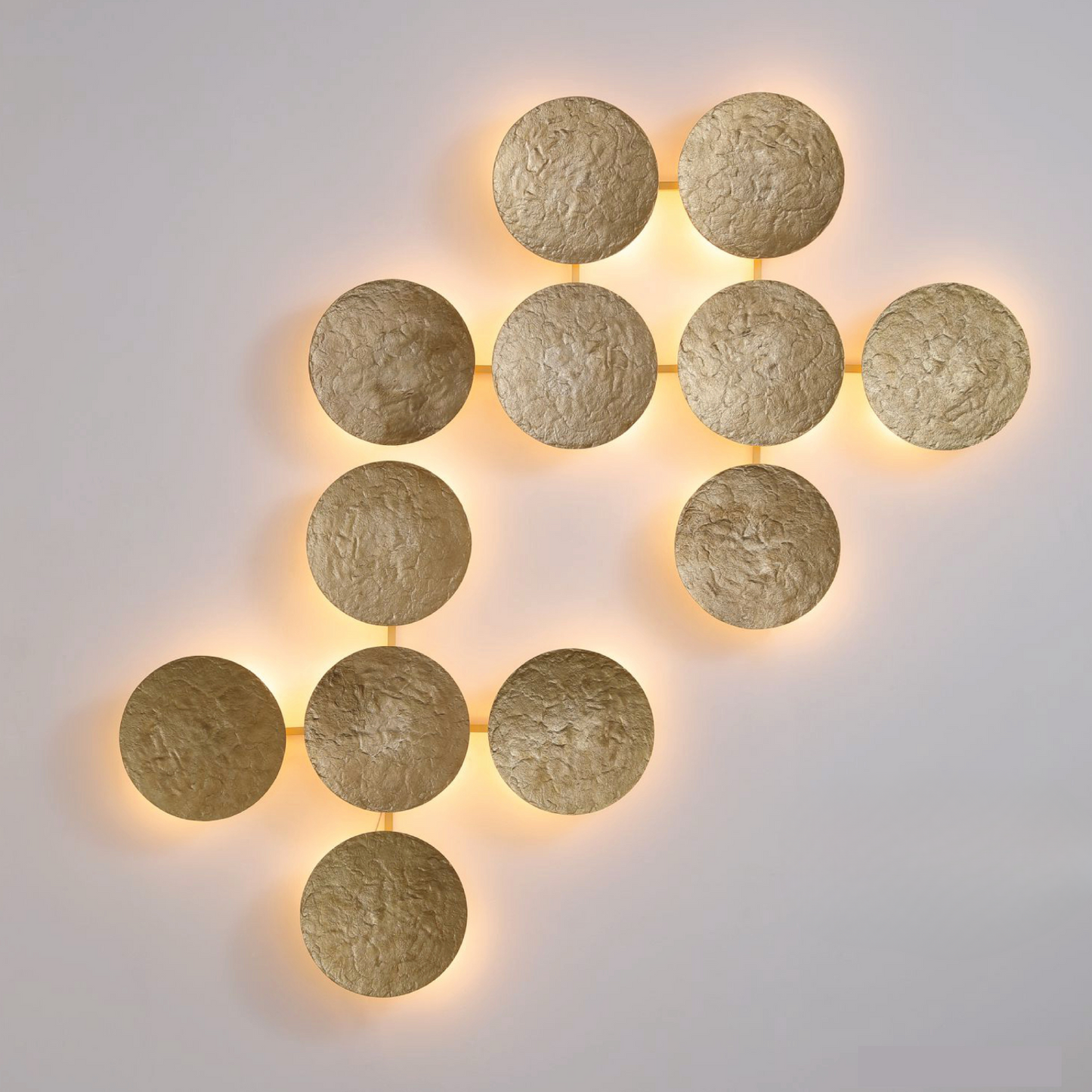 Lustra Array